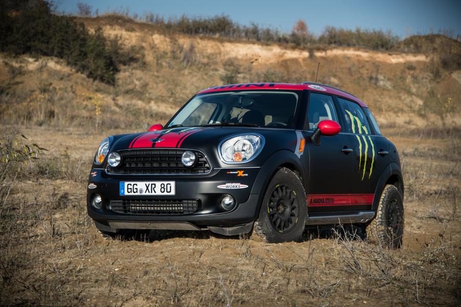  Mini Countryman X-Raid Service Vehicle 2012 года  (фото 38 из 41)